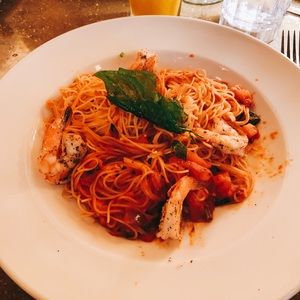 Meet your Posher, TJ